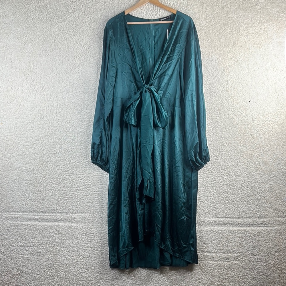 NWT Icurvee Womens Green Satin Long Sleeve Front-Tie High Low Dress PLUS SIZE 22